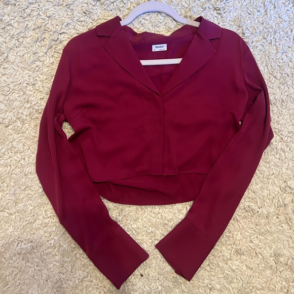 Aritzia - Picture 1 of 1